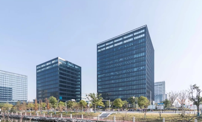 上海虹橋中建錦繡天地：匠心筑造，城市生活新典范！