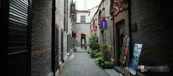 上海黃浦區出售獨棟：威海路鬧中取靜老洋房，身份之選用途多元